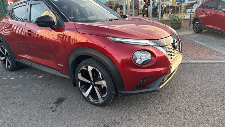 Nissan Juke 1.6 Hybrid Tekna 5dr Auto Hybrid Hatchback